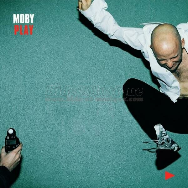Moby feat. Pilar Basso - Noughties